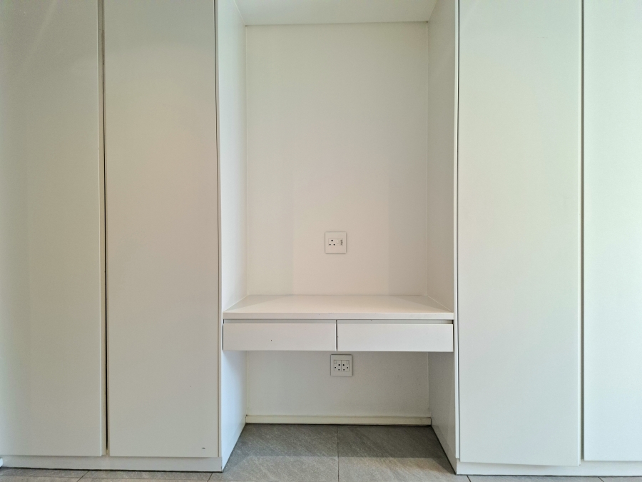 1 Bedroom Property for Sale in Woodstock Western Cape